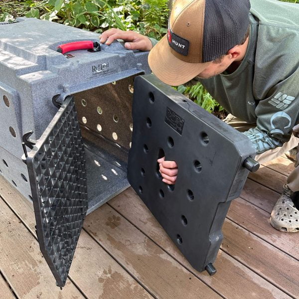 RuffLand Kennel Divider - - Crate Accessories by Ruff Land Performance Kennels